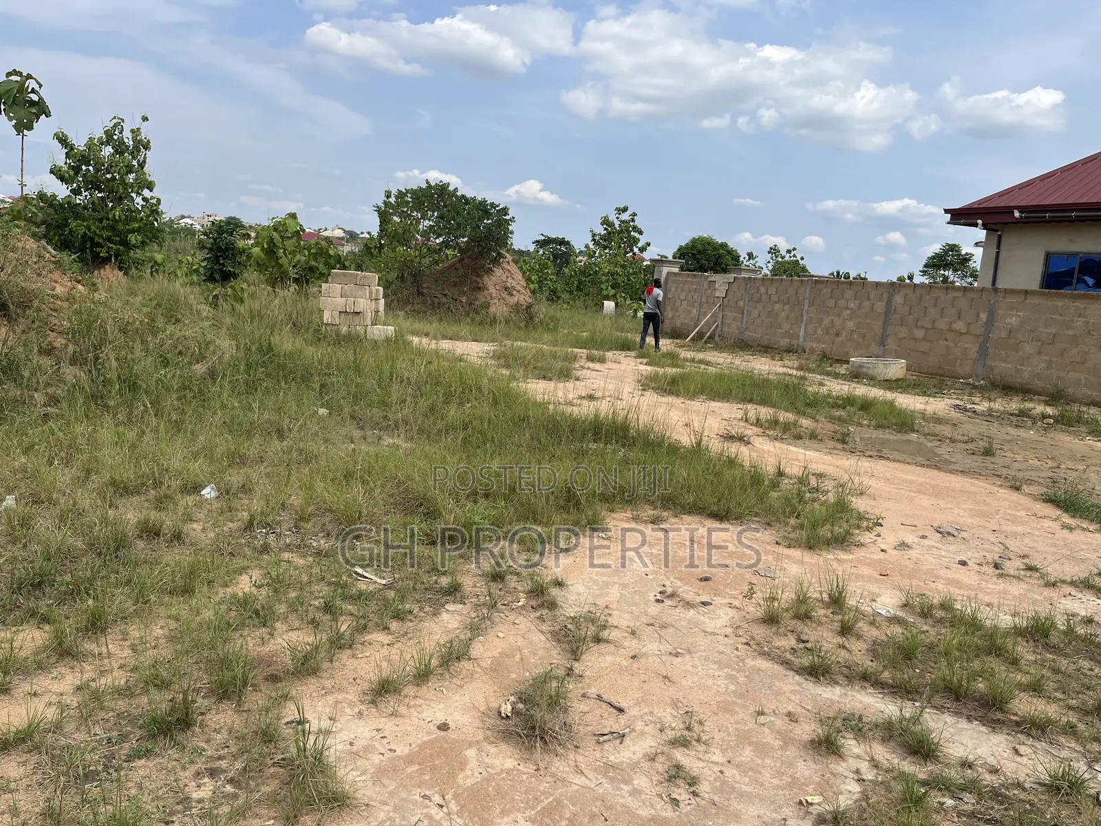 Half Plot for Sale Sokoban Wood Village,Odaso.