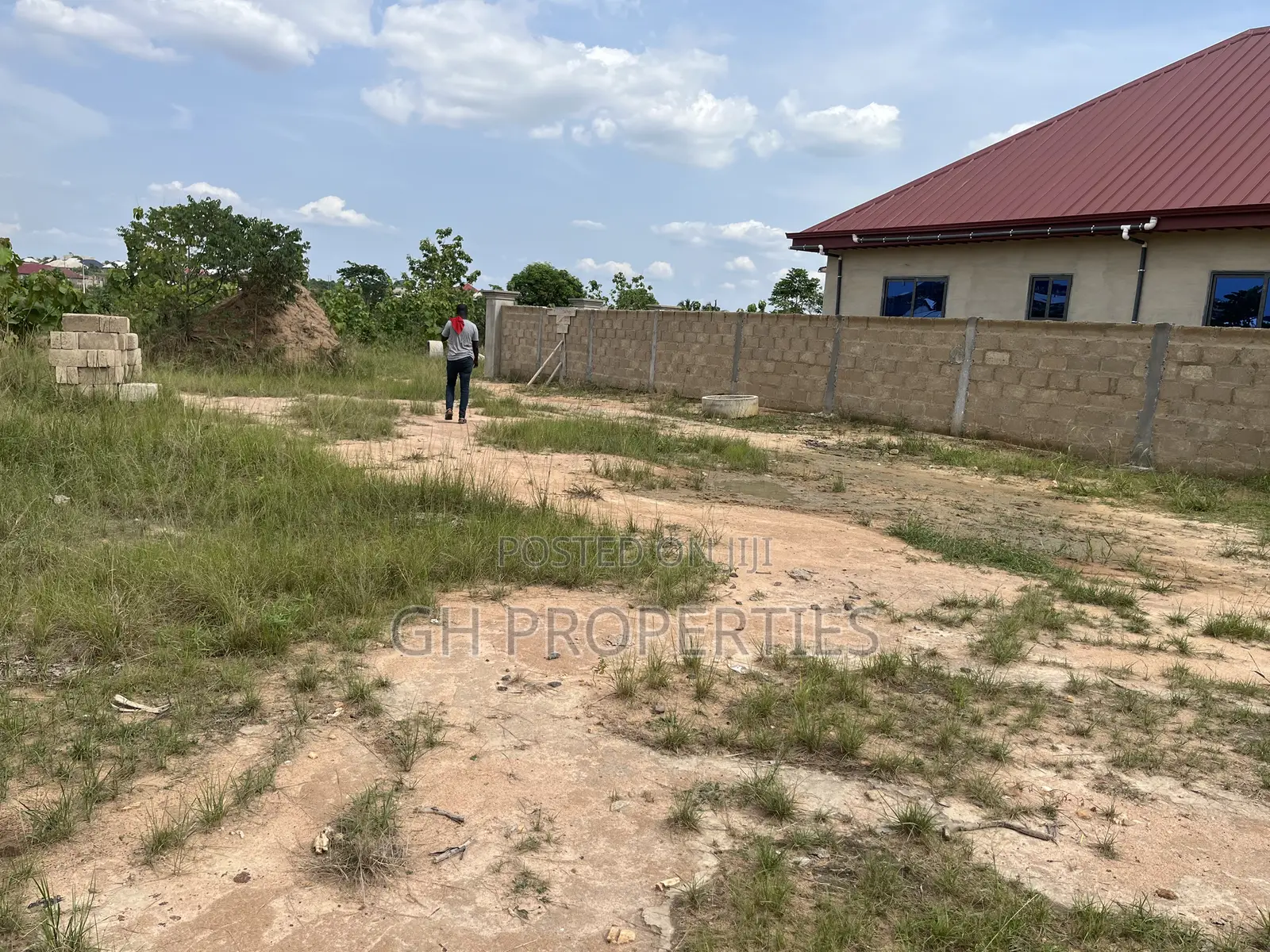 Half Plot for Sale Sokoban Wood Village,Odaso.