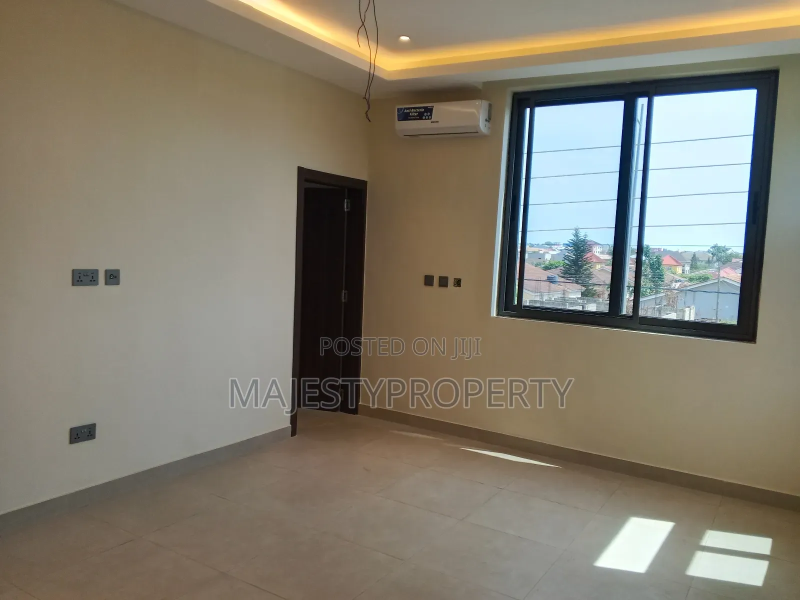 4bdrm Duplex in Hfc Estate, Baatsona Total for sale
