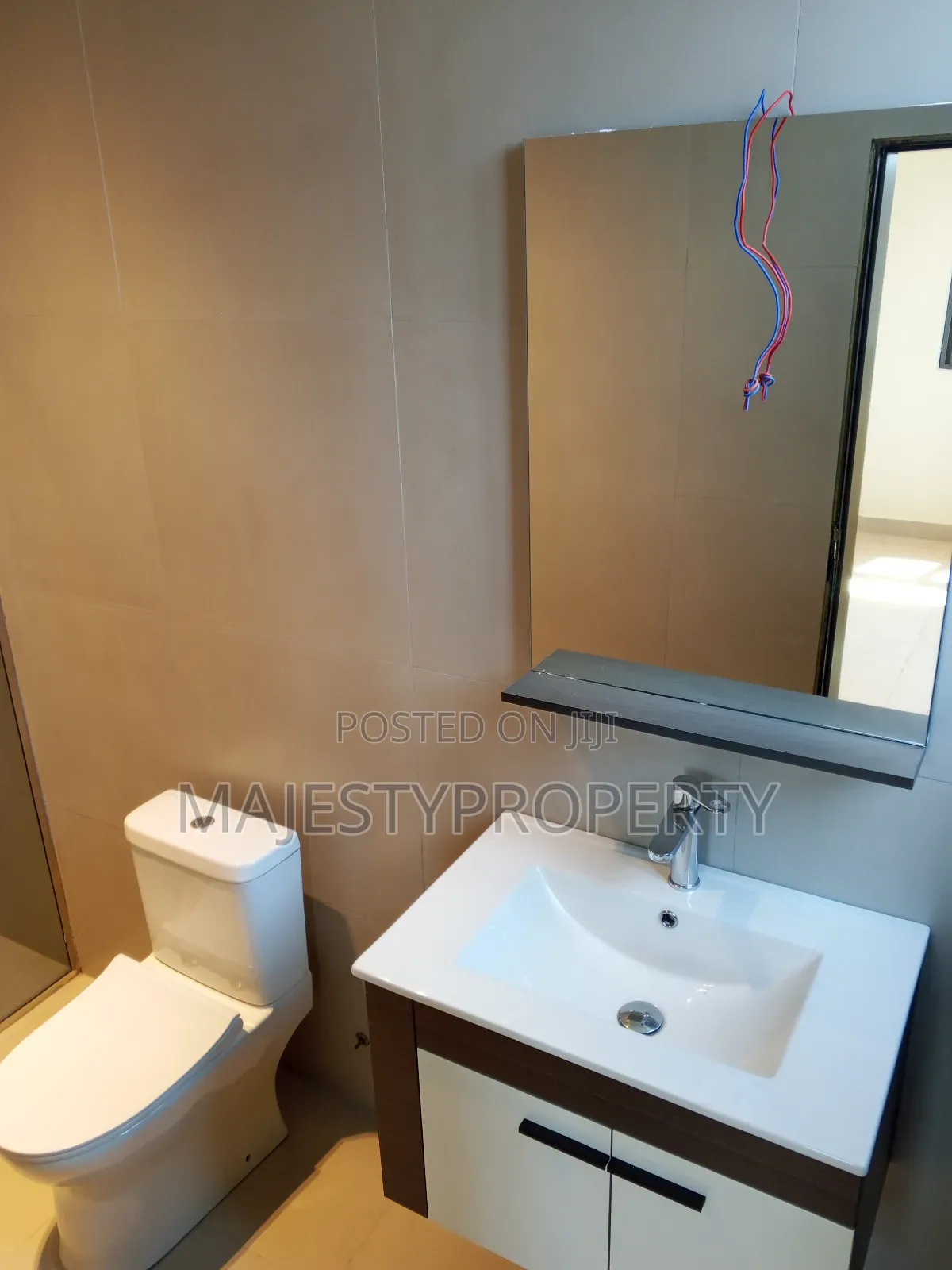 4bdrm Duplex in Hfc Estate, Baatsona Total for sale