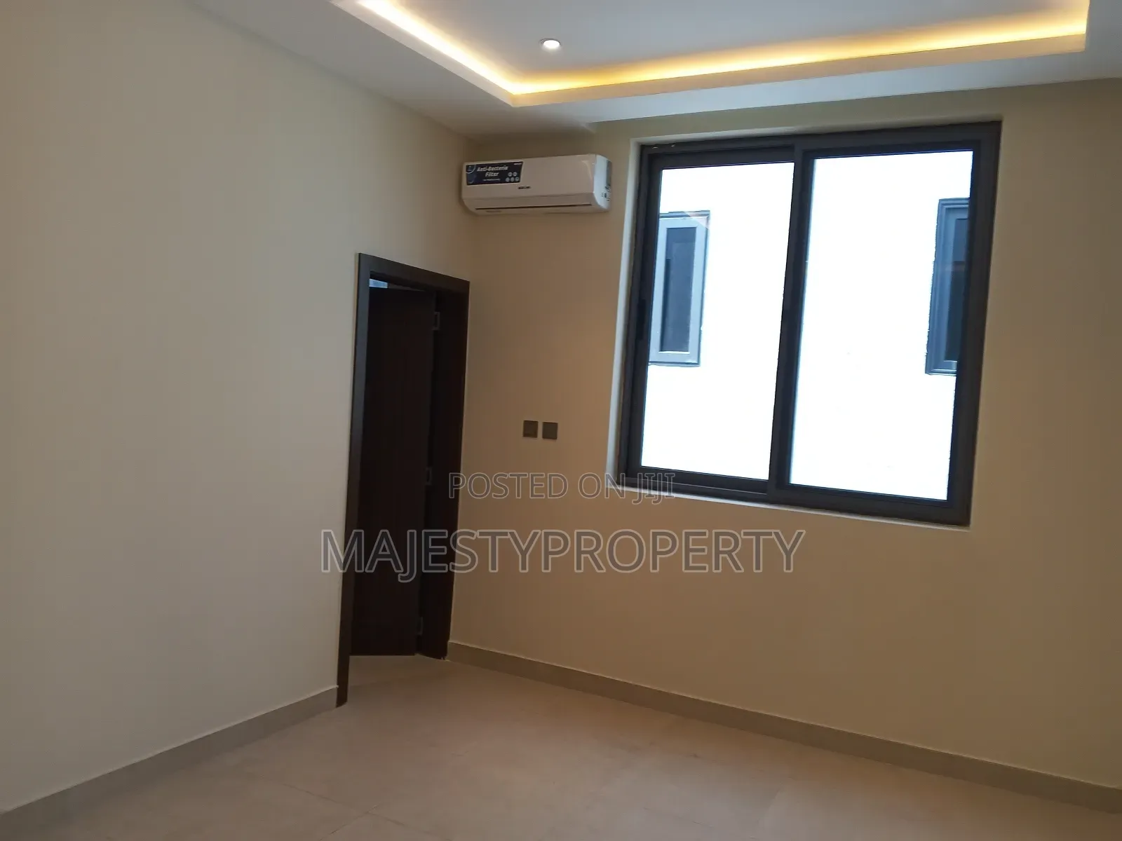 4bdrm Duplex in Hfc Estate, Baatsona Total for sale