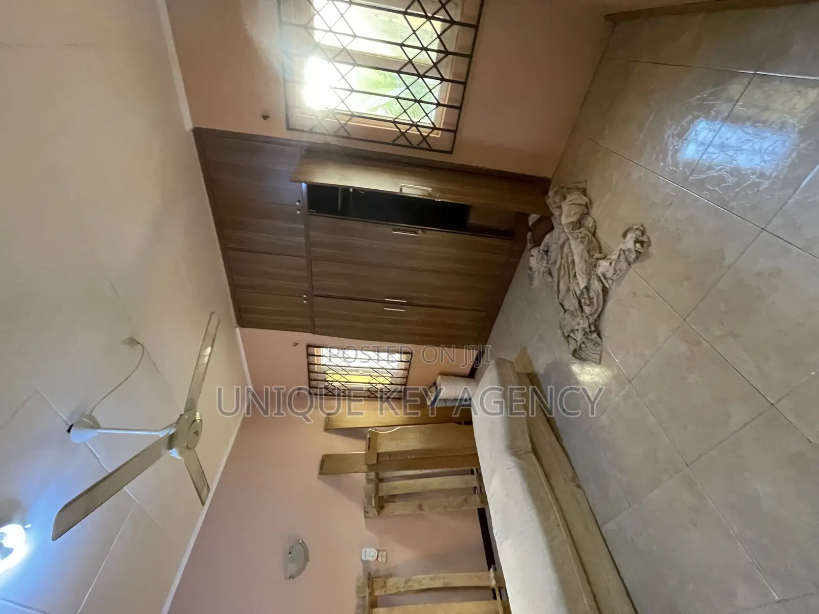 4bdrm House in Unique Key Agency, Manet Court for rent