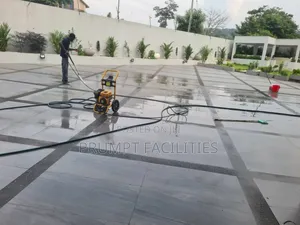 Compound Floor Cleaning