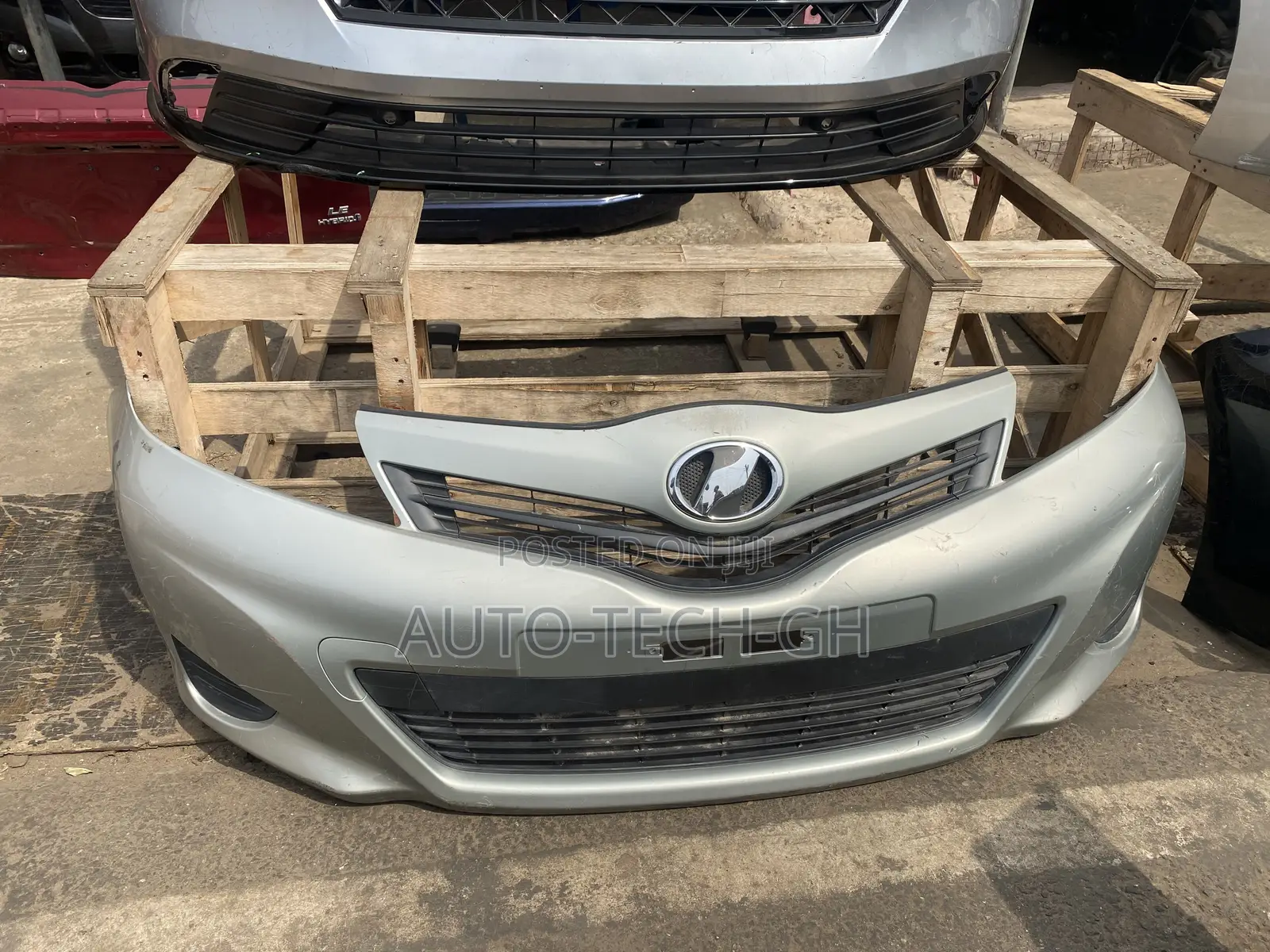 2012-2014 Toyota Vitz or Toyota Yaris Complete Bumper