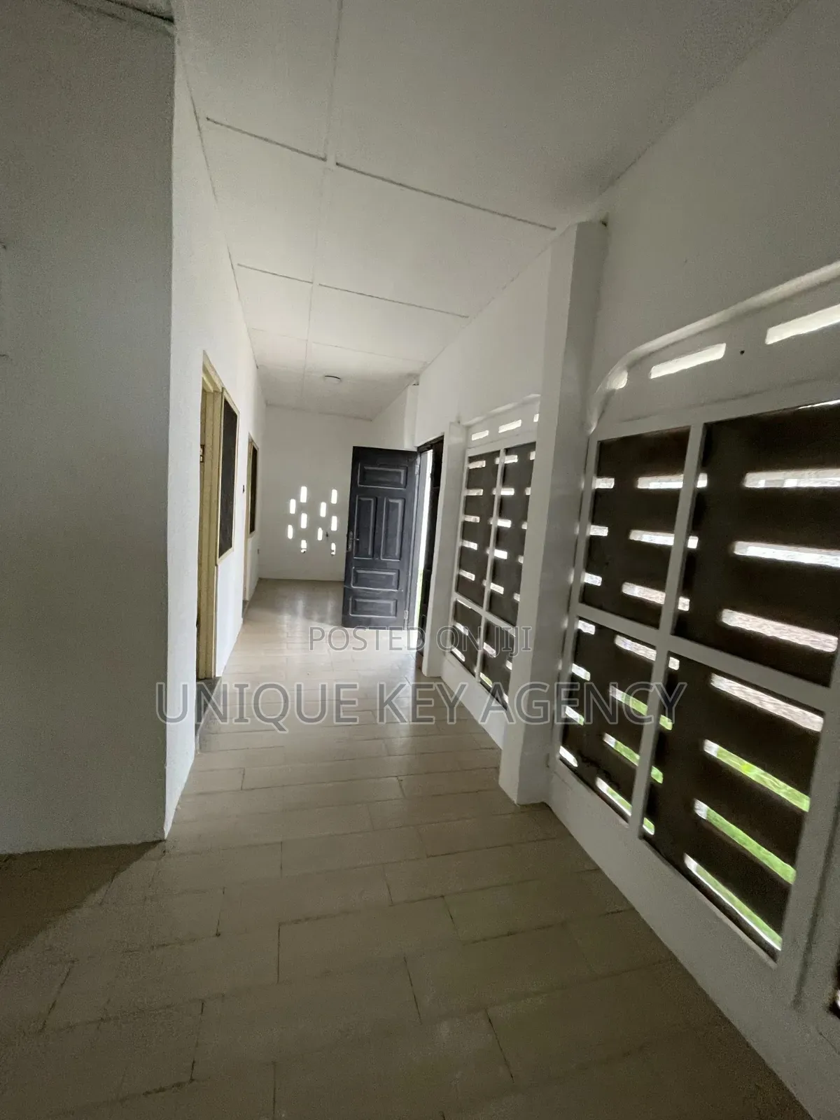 6bdrm House in Unique Key Agency, Tema Metropolitan for rent