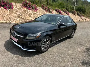 Mercedes-Benz C300 Base 4Matic Sedan AWD (2.0L 4cyl 7A) 2016 Black