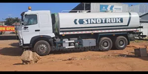Brand New Sinotruck Howo Water Tankers For Sale.