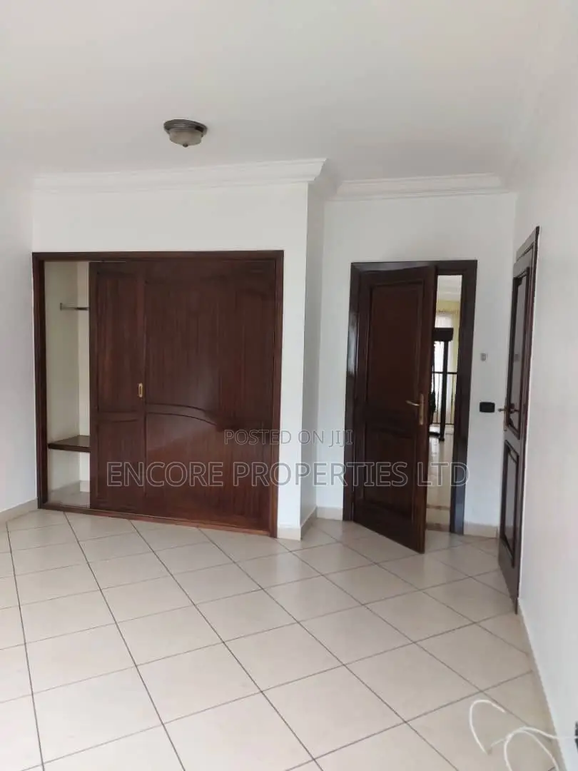 5bdrm Apartment in Trassaco Phase 1, East Legon for rent
