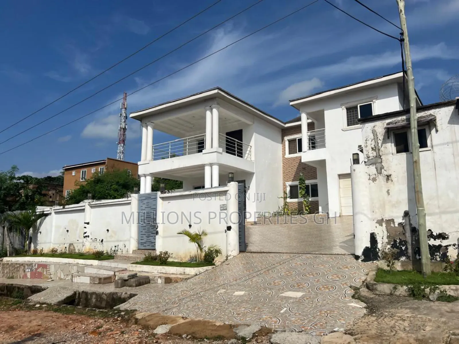 Furnished 7bdrm House in Millions Properties, Achimota for sale