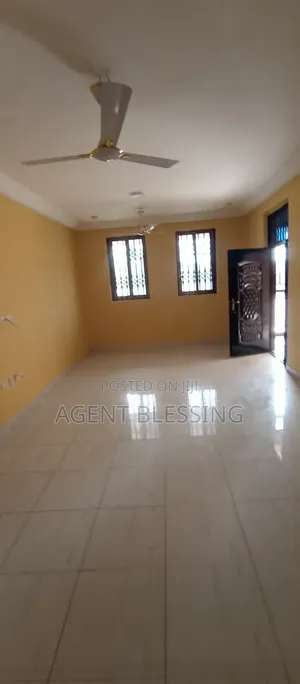 2bdrm Apartment in Afienya-Mataheko, Tema Metropolitan for rent