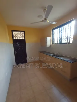 2bdrm Apartment in Afienya-Mataheko, Tema Metropolitan for rent