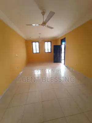 2bdrm Apartment in Afienya-Mataheko, Tema Metropolitan for rent