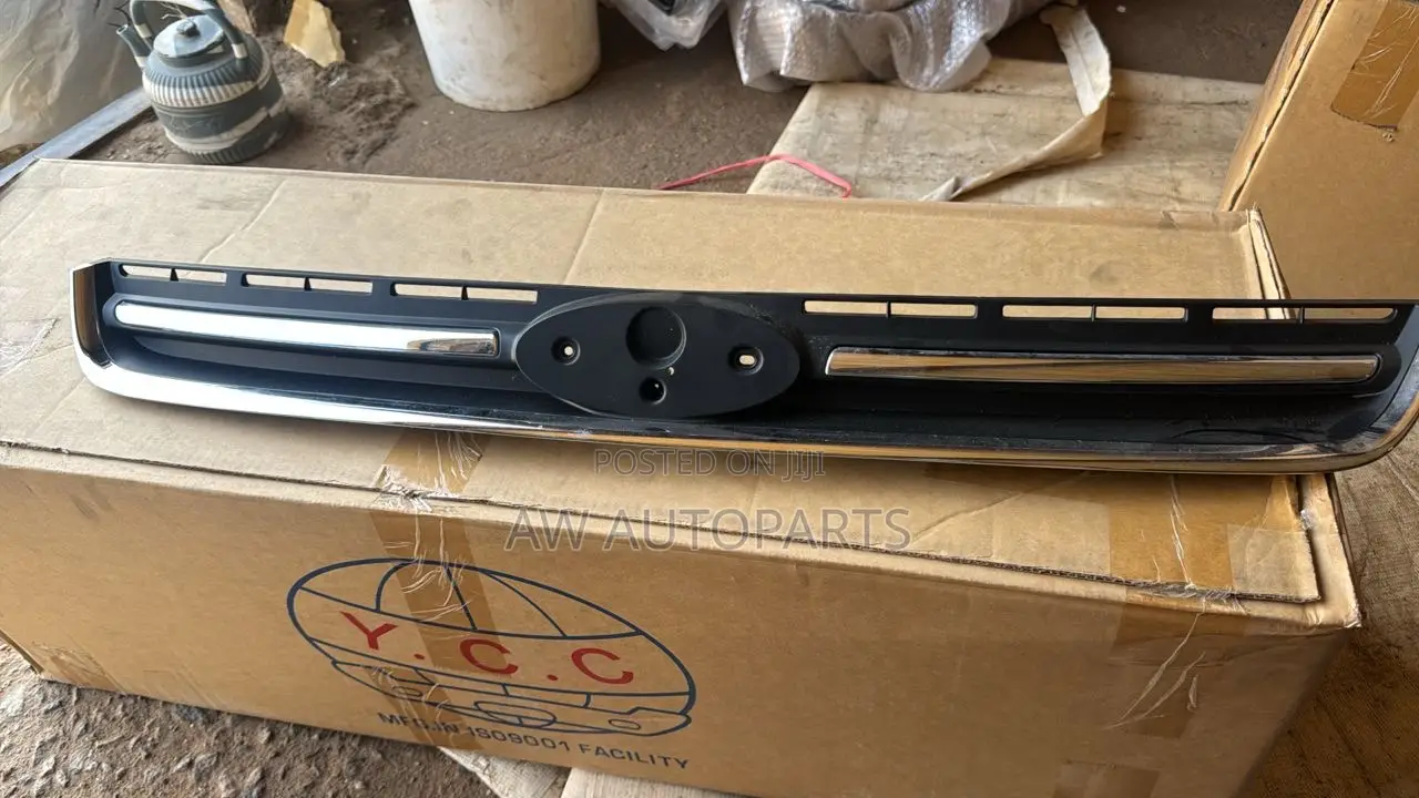 Ford Escape 2013-2016 Grille
