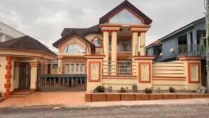 Furnished 6bdrm House in Kwadaso Estate, Kumasi Metropolitan for sale