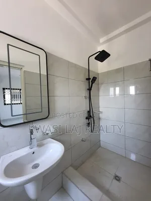 4bdrm House in Oyarifa for sale