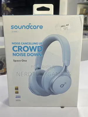 Soundcore Noise Cancelling Up Crowd Noise Down