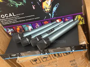 Shure U-6600 Uhf 4-in-1 Professional Wireless Microphone System.