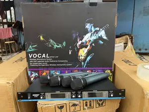 Shure U-6600 Uhf 4-in-1 Professional Wireless Microphone System.