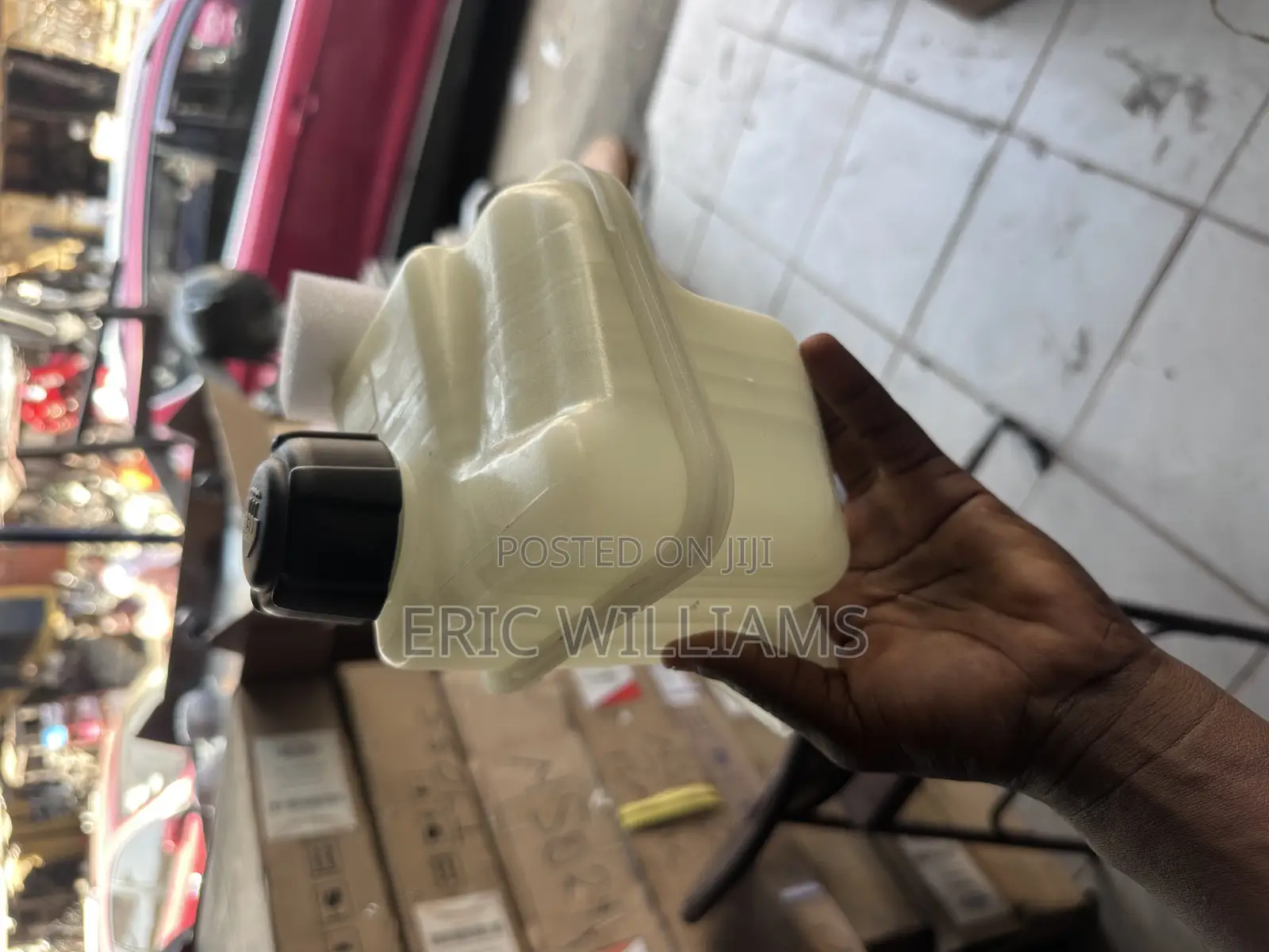 Nissan Qashqai 2014 Reservoir