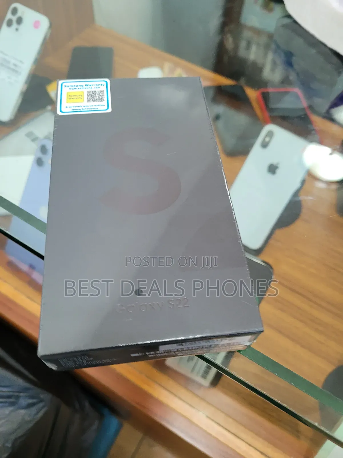 New Samsung Galaxy S22 5G 256 GB Green