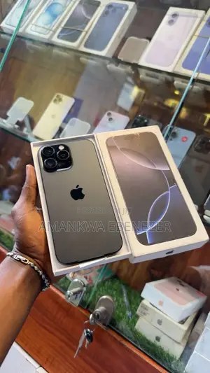 New Apple iPhone 16 Pro Max 256 GB Black