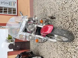 Honda 2003 Red