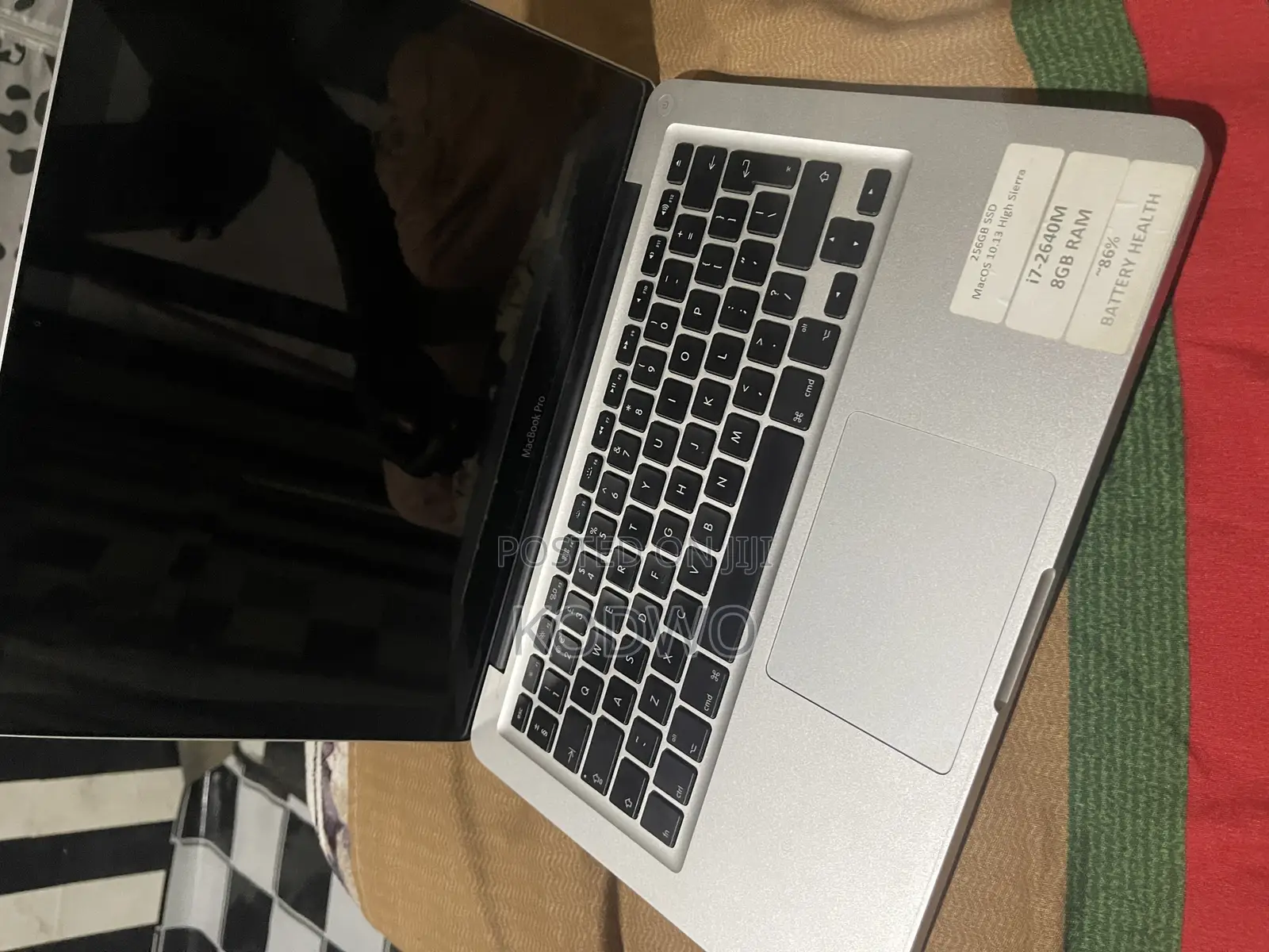 Laptop Apple MacBook Pro 2011 8GB Intel Core i7 SSD 256GB