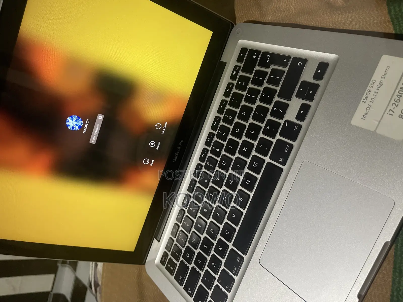 Laptop Apple MacBook Pro 2011 8GB Intel Core i7 SSD 256GB