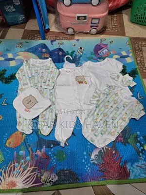 Cute for Baby 8 Pieces Clothing Set 3 to 6months