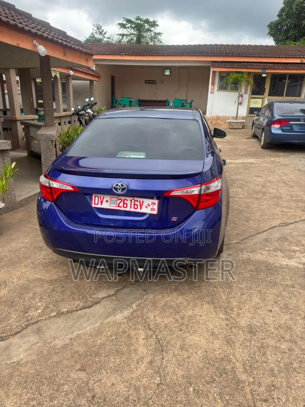 Toyota Corolla S w/Special Edition Pkg (1.8L 4cyl CVT) 2016 Blue