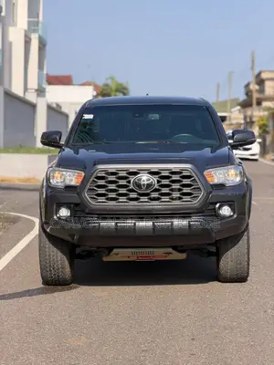 Toyota Tacoma TRD Off Road Double Cab 6' Bed V6 AT 2023 Gray