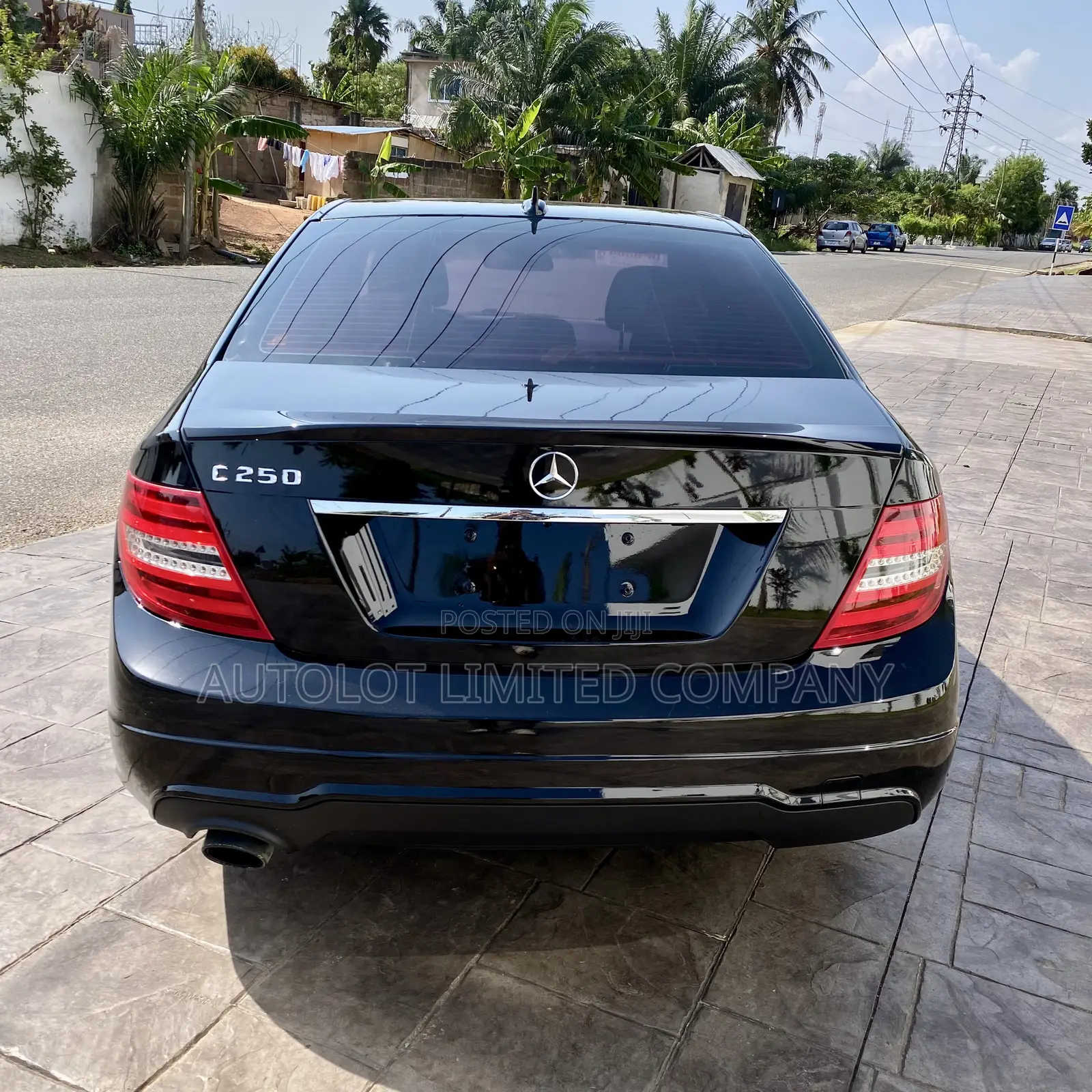 Mercedes-Benz C250 2014 Black