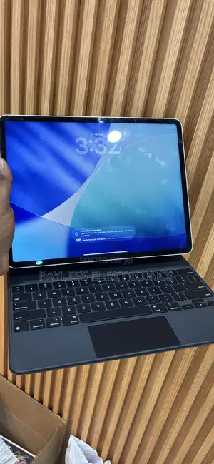 Apple iPad Pro 12.9 (2022) 1 TB Silver