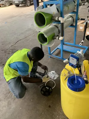 Salt Water 2 Ton R.O Machine