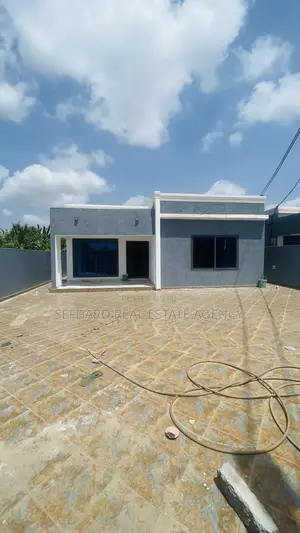 3bdrm House in Ablekuma for sale