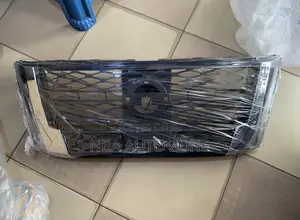 Nissan Navara 2020-23 Top Grille/ Shells