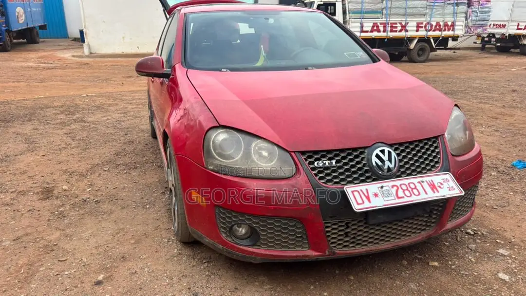 Volkswagen Golf 2009 Red
