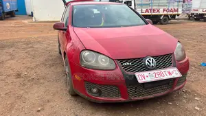 Volkswagen Golf 2009 Red