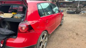 Volkswagen Golf 2009 Red