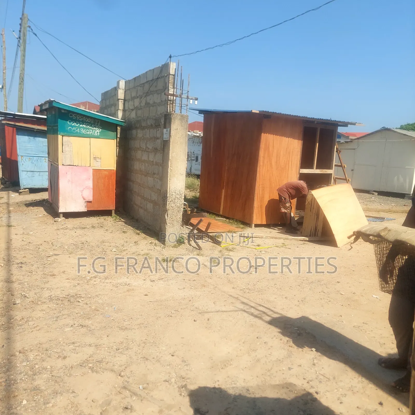 3 Plots of Land for Sale at East Airport