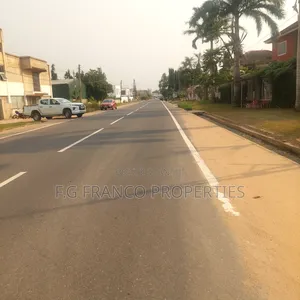 3 Plots of Land for Sale at East Airport