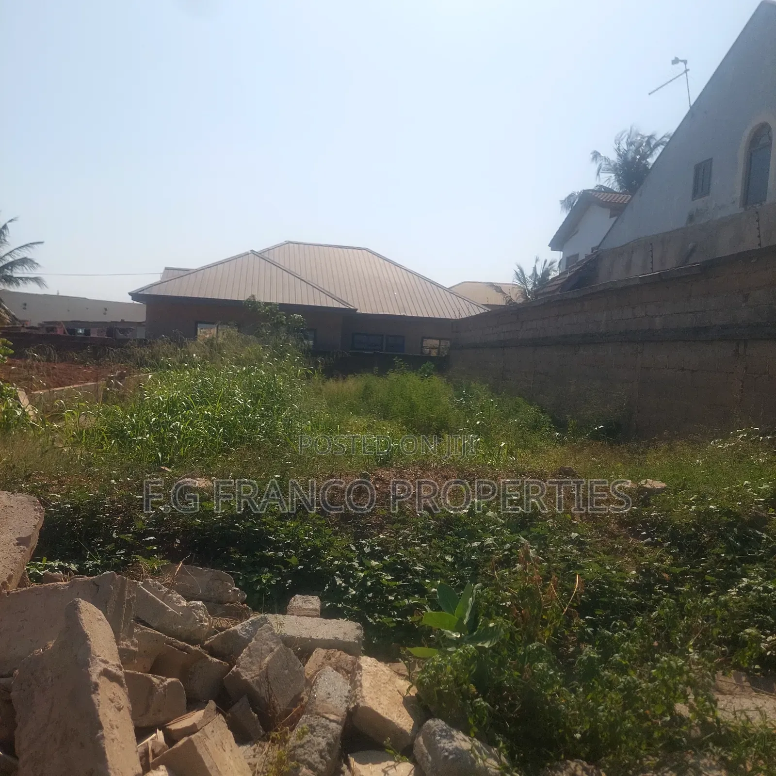 3 Plots of Land for Sale at East Airport