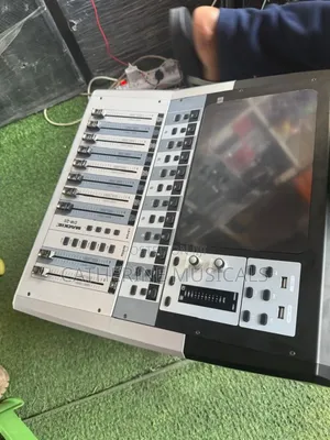 Mackkie Digital Mixer 20 Channel