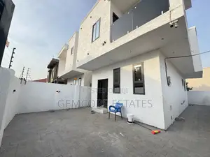 3bdrm House in Nanakrom, Ashaley Botwe for sale