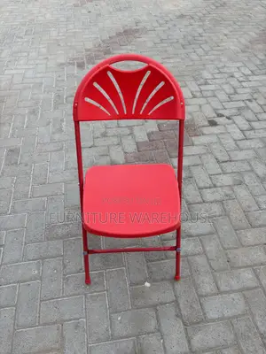Folding Chair (Fanback)