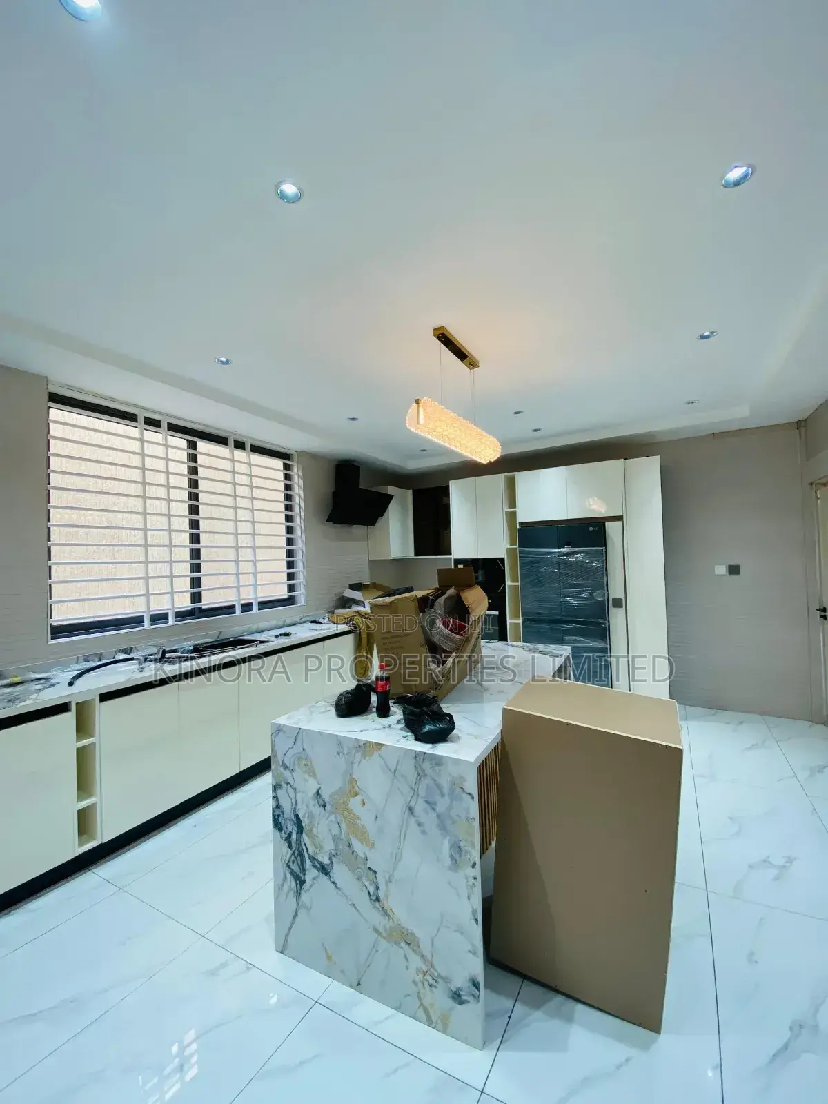 5bdrm Duplex in Ogbojo, Accra Metropolitan for sale