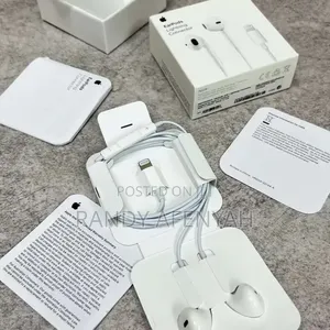 Apple Earphone. Original
