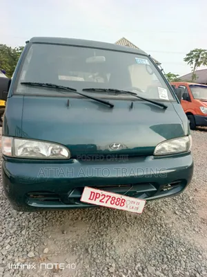 Hyundai H-100 1999 Green