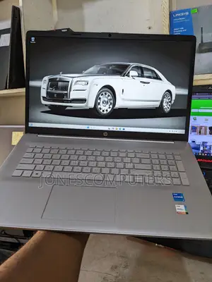 Laptop HP Pavilion 17 8GB Intel Core i5 SSD 256GB
