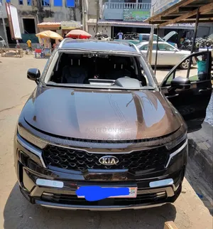 2021 Kia Sorento Windscreen Available